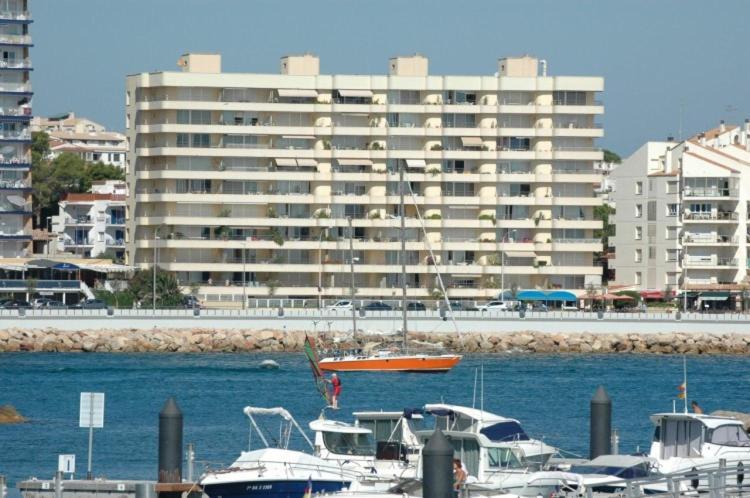 Phenicia 16 Pk Apartment L' Escala Bagian luar foto